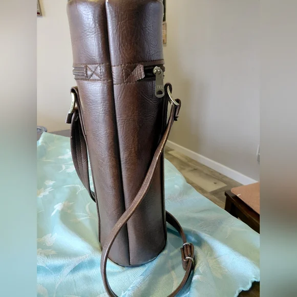 Vintage Stanley Metallic Green Thermos W/ Brown Carrying Case - Picture 11 of 13